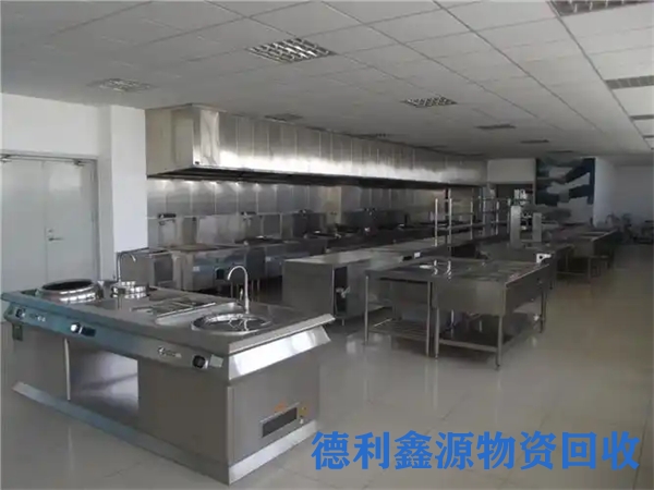 北京回收酒店厨房设备电话，二手厨具回收免费上门