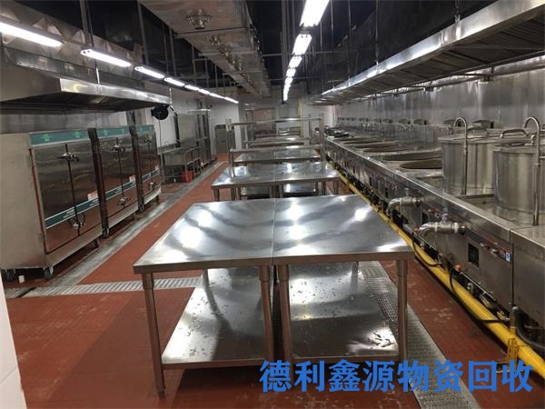 北京淘汰厨具回收，库存厨房设备回收，饭店设备回收
